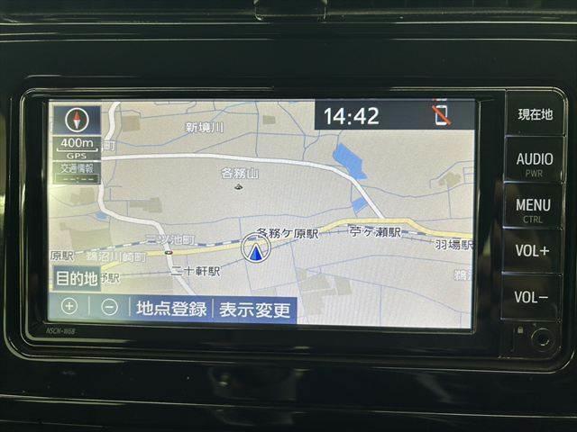 プリウス Ｓツーリングセレクション　純正ＳＤナビ　バックカメラ　Ｂｌｕｅｔｏｏｔｈ対応　シートヒーター　レーダークルーズコントロール　ＬＥＤヘッドライト　ＥＴＣ　衝突軽減ブレーキ　クリアランスソナー　オートハイビーム　スマートキー（4枚目）