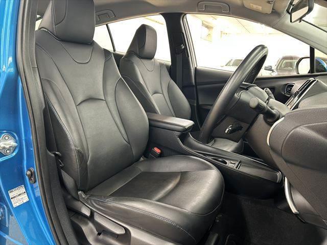 プリウス Ｓツーリングセレクション　純正ＳＤナビ　バックカメラ　Ｂｌｕｅｔｏｏｔｈ対応　シートヒーター　レーダークルーズコントロール　ＬＥＤヘッドライト　ＥＴＣ　衝突軽減ブレーキ　クリアランスソナー　オートハイビーム　スマートキー（8枚目）