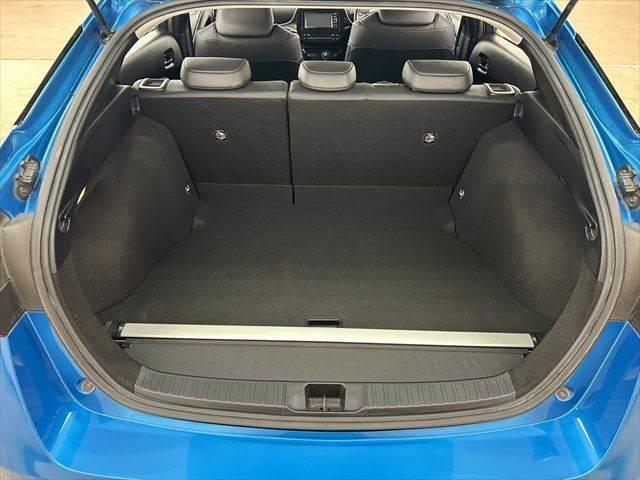 プリウス Ｓツーリングセレクション　純正ＳＤナビ　バックカメラ　Ｂｌｕｅｔｏｏｔｈ対応　シートヒーター　レーダークルーズコントロール　ＬＥＤヘッドライト　ＥＴＣ　衝突軽減ブレーキ　クリアランスソナー　オートハイビーム　スマートキー（10枚目）