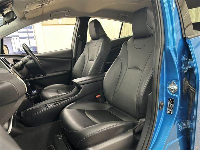 プリウス Ｓツーリングセレクション　純正ＳＤナビ　バックカメラ　Ｂｌｕｅｔｏｏｔｈ対応　シートヒーター　レーダークルーズコントロール　ＬＥＤヘッドライト　ＥＴＣ　衝突軽減ブレーキ　クリアランスソナー　オートハイビーム　スマートキー（35枚目）