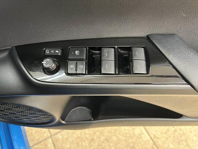 プリウス Ｓツーリングセレクション　純正ＳＤナビ　バックカメラ　Ｂｌｕｅｔｏｏｔｈ対応　シートヒーター　レーダークルーズコントロール　ＬＥＤヘッドライト　ＥＴＣ　衝突軽減ブレーキ　クリアランスソナー　オートハイビーム　スマートキー（44枚目）