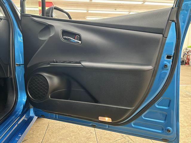 プリウス Ｓツーリングセレクション　純正ＳＤナビ　バックカメラ　Ｂｌｕｅｔｏｏｔｈ対応　シートヒーター　レーダークルーズコントロール　ＬＥＤヘッドライト　ＥＴＣ　衝突軽減ブレーキ　クリアランスソナー　オートハイビーム　スマートキー（50枚目）