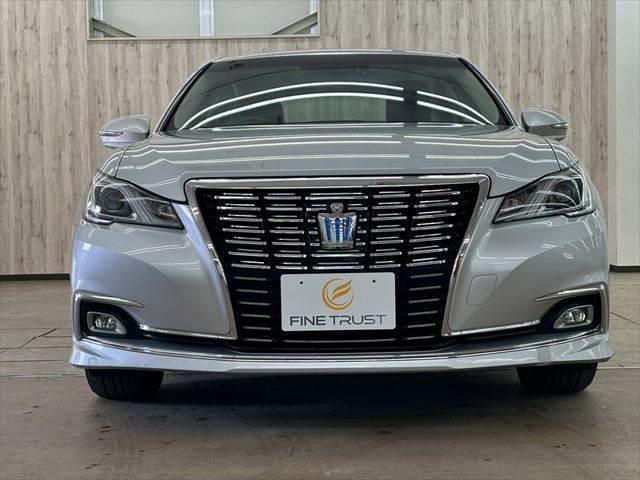 クラウンハイブリッド ロイヤルサルーン　純正ＳＤナビ　バックカメラ　ＬＥＤヘッドライト　ＥＴＣ　パワーシート　Ｂｌｕｅｔｏｏｔｈ対応　シートヒーター　盗難防止装置　スマートキー　電動格納ミラー　クルーズコントロール　フォグランプ（15枚目）