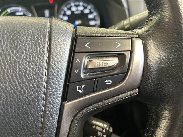 クラウンハイブリッド ロイヤルサルーン　純正ＳＤナビ　バックカメラ　ＬＥＤヘッドライト　ＥＴＣ　パワーシート　Ｂｌｕｅｔｏｏｔｈ対応　シートヒーター　盗難防止装置　スマートキー　電動格納ミラー　クルーズコントロール　フォグランプ（43枚目）