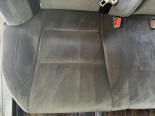 クラウンハイブリッド ロイヤルサルーン　純正ＳＤナビ　バックカメラ　ＬＥＤヘッドライト　ＥＴＣ　パワーシート　Ｂｌｕｅｔｏｏｔｈ対応　シートヒーター　盗難防止装置　スマートキー　電動格納ミラー　クルーズコントロール　フォグランプ（56枚目）