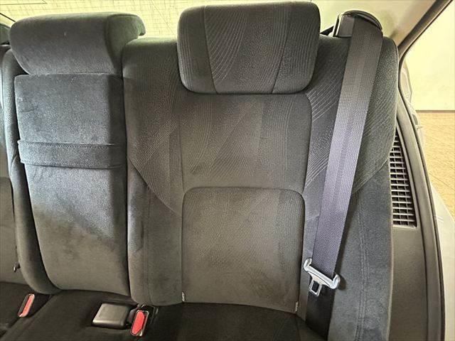 クラウンハイブリッド ロイヤルサルーン　純正ＳＤナビ　バックカメラ　ＬＥＤヘッドライト　ＥＴＣ　パワーシート　Ｂｌｕｅｔｏｏｔｈ対応　シートヒーター　盗難防止装置　スマートキー　電動格納ミラー　クルーズコントロール　フォグランプ（61枚目）