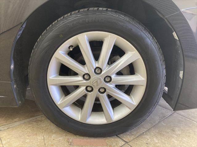 ＣＴ ＣＴ２００ｈ　バージョンＣ　純正ＳＤナビ　クルーズコントロール　バックカメラ　ＨＩＤヘッドライト　フルセグＴＶ　シートヒーター　Ｂｌｕｅｔｏｏｔｈ　禁煙車　ＥＴＣ　スマートキー　ＤＶＤ再生　ドライブレコーダー　盗難防止装置（12枚目）