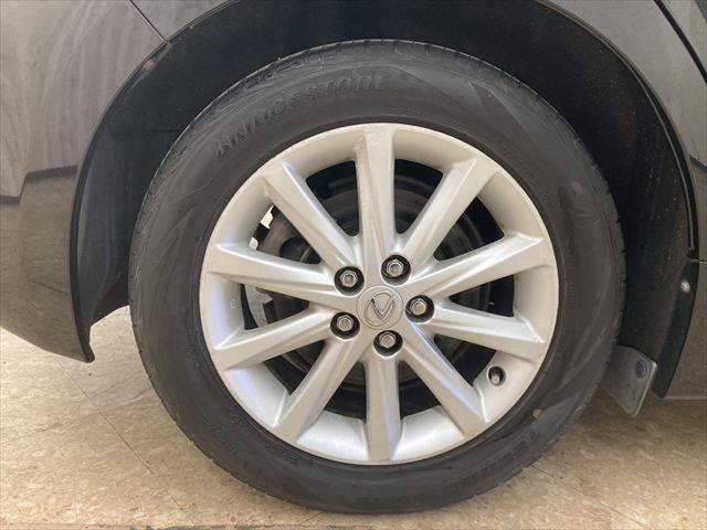 ＣＴ ＣＴ２００ｈ　バージョンＣ　純正ＳＤナビ　クルーズコントロール　バックカメラ　ＨＩＤヘッドライト　フルセグＴＶ　シートヒーター　Ｂｌｕｅｔｏｏｔｈ　禁煙車　ＥＴＣ　スマートキー　ＤＶＤ再生　ドライブレコーダー　盗難防止装置（26枚目）