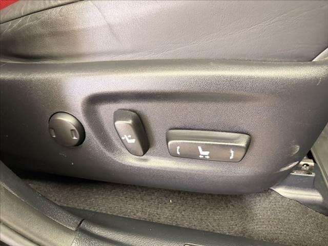 ＮＸ ＮＸ３００ｈ　Ｆスポーツ　ガラスルーフ　純正ＳＤナビ　全方位カメラ　本革シート　電動リアゲート　純正フルエアロ　ＬＥＤヘッドライト　フルセグＴＶ　レーダークルーズコントロール　衝突軽減ブレーキ　シートエアコン（44枚目）