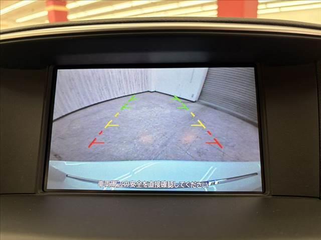 フーガ ３７０ＧＴ　純正ＨＤＤナビ　バックカメラ　サイドカメラ　フルセグＴＶ　ＨＩＤヘッドライト　Ｂｌｕｅｔｏｏｔｈ対応　ＥＴＣ　ミュージックサーバー　パワーシート　オットマン　スマートキー　ＭＴモード付ＡＴ（5枚目）