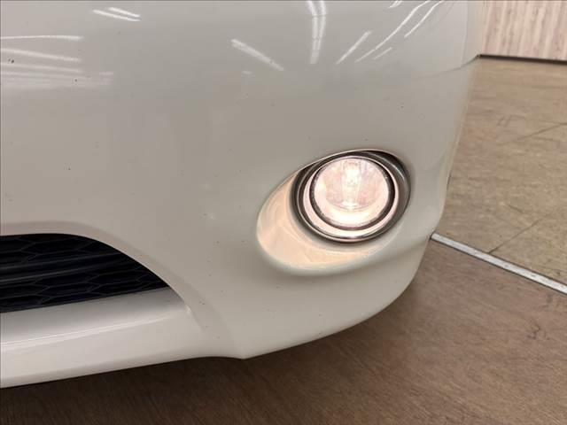 フーガ ３７０ＧＴ　純正ＨＤＤナビ　バックカメラ　サイドカメラ　フルセグＴＶ　ＨＩＤヘッドライト　Ｂｌｕｅｔｏｏｔｈ対応　ＥＴＣ　ミュージックサーバー　パワーシート　オットマン　スマートキー　ＭＴモード付ＡＴ（12枚目）