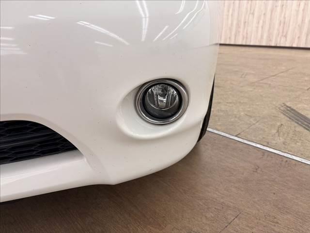 フーガ ３７０ＧＴ　純正ＨＤＤナビ　バックカメラ　サイドカメラ　フルセグＴＶ　ＨＩＤヘッドライト　Ｂｌｕｅｔｏｏｔｈ対応　ＥＴＣ　ミュージックサーバー　パワーシート　オットマン　スマートキー　ＭＴモード付ＡＴ（24枚目）