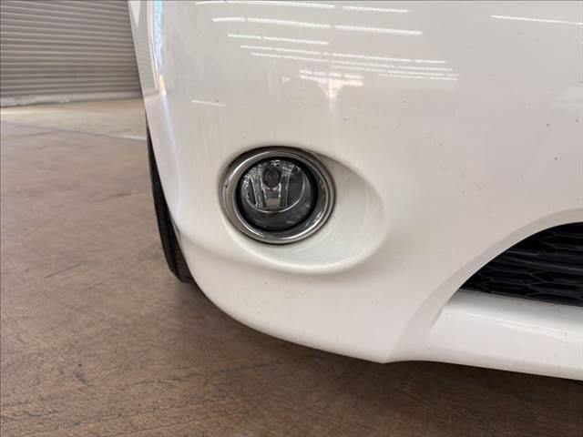 フーガ ３７０ＧＴ　純正ＨＤＤナビ　バックカメラ　サイドカメラ　フルセグＴＶ　ＨＩＤヘッドライト　Ｂｌｕｅｔｏｏｔｈ対応　ＥＴＣ　ミュージックサーバー　パワーシート　オットマン　スマートキー　ＭＴモード付ＡＴ（26枚目）