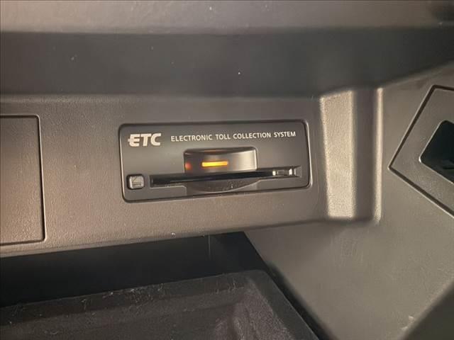 フーガ ３７０ＧＴ　純正ＨＤＤナビ　バックカメラ　サイドカメラ　フルセグＴＶ　ＨＩＤヘッドライト　Ｂｌｕｅｔｏｏｔｈ対応　ＥＴＣ　ミュージックサーバー　パワーシート　オットマン　スマートキー　ＭＴモード付ＡＴ（46枚目）