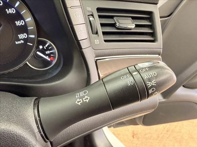 フーガ ３７０ＧＴ　純正ＨＤＤナビ　バックカメラ　サイドカメラ　フルセグＴＶ　ＨＩＤヘッドライト　Ｂｌｕｅｔｏｏｔｈ対応　ＥＴＣ　ミュージックサーバー　パワーシート　オットマン　スマートキー　ＭＴモード付ＡＴ（47枚目）