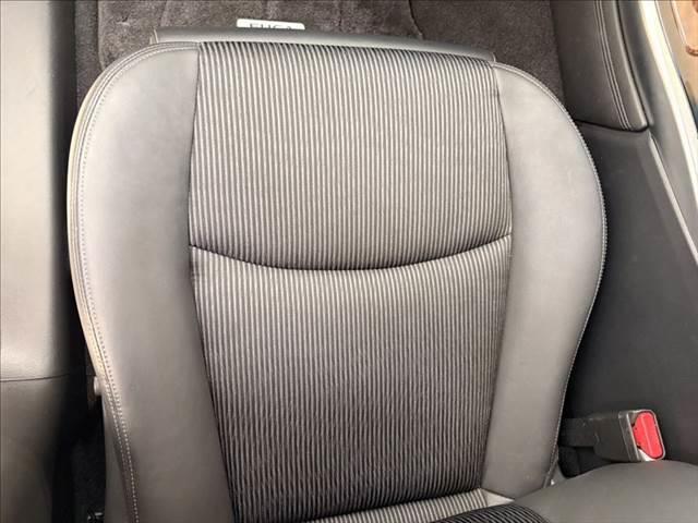 フーガ ３７０ＧＴ　純正ＨＤＤナビ　バックカメラ　サイドカメラ　フルセグＴＶ　ＨＩＤヘッドライト　Ｂｌｕｅｔｏｏｔｈ対応　ＥＴＣ　ミュージックサーバー　パワーシート　オットマン　スマートキー　ＭＴモード付ＡＴ（59枚目）