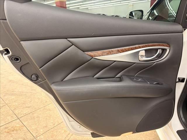 フーガ ３７０ＧＴ　純正ＨＤＤナビ　バックカメラ　サイドカメラ　フルセグＴＶ　ＨＩＤヘッドライト　Ｂｌｕｅｔｏｏｔｈ対応　ＥＴＣ　ミュージックサーバー　パワーシート　オットマン　スマートキー　ＭＴモード付ＡＴ（60枚目）