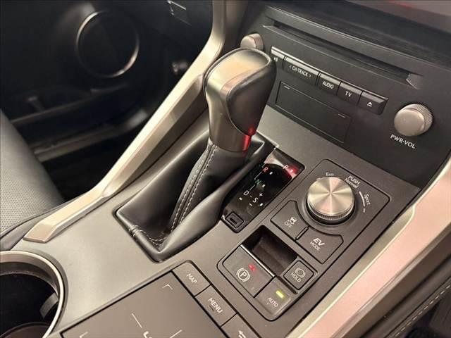 ＮＸ ＮＸ３００ｈ　バージョンＬ　禁煙車　３眼ＬＥＤヘッドライト　パワーバックドア　純正ＳＤナビ　ＵＳＢポート　ブルートゥース　衝突軽減ブレーキ　本革シート　レーダークルーズコントロール　バックカメラ　シートヒーター　シートエアコン（37枚目）