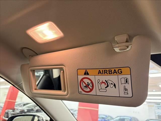 ＮＸ ＮＸ３００ｈ　バージョンＬ　禁煙車　３眼ＬＥＤヘッドライト　パワーバックドア　純正ＳＤナビ　ＵＳＢポート　ブルートゥース　衝突軽減ブレーキ　本革シート　レーダークルーズコントロール　バックカメラ　シートヒーター　シートエアコン（50枚目）