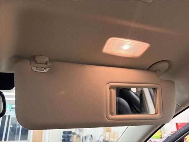 ＮＸ ＮＸ３００ｈ　バージョンＬ　禁煙車　３眼ＬＥＤヘッドライト　パワーバックドア　純正ＳＤナビ　ＵＳＢポート　ブルートゥース　衝突軽減ブレーキ　本革シート　レーダークルーズコントロール　バックカメラ　シートヒーター　シートエアコン（53枚目）