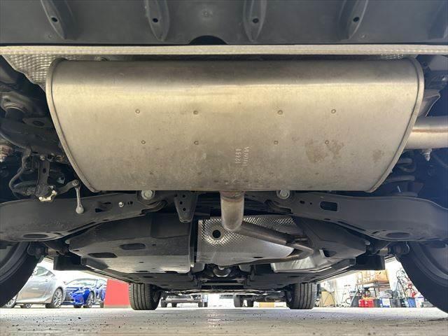 ＵＸ ＵＸ２５０ｈ　バージョンＬ　サンルーフ　本革シート　シートヒーター　シートエアコン　純正１０．３インチナビ　レーダークルーズコントロール　３眼ＬＥＤヘッドライト　衝突軽減ブレーキ　Ｂｌｕｅｔｏｏｔｈ　パワーシート　全周囲カメラ（36枚目）