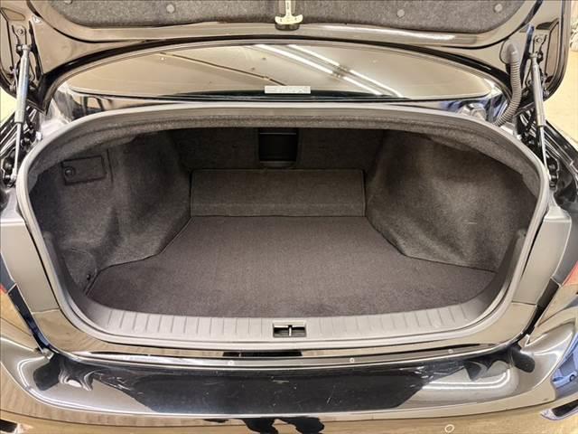 スカイライン ２００ＧＴ－ｔタイプＳＰ　純正ＳＤナビ　レーダークルーズコントロール　全周囲カメラ　フルセグＴＶ　Ｂｌｕｅｔｏｏｔｈ　本革シート　パワーシート　シートヒーター　ＬＥＤヘッドライト　スマートキー　電動格納ミラー（10枚目）