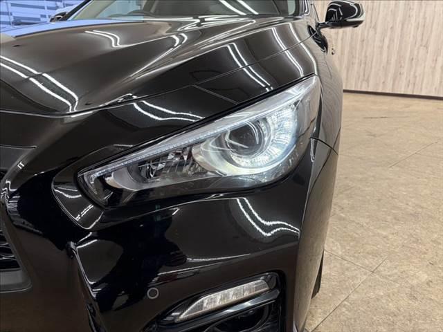 スカイライン ２００ＧＴ－ｔタイプＳＰ　純正ＳＤナビ　レーダークルーズコントロール　全周囲カメラ　フルセグＴＶ　Ｂｌｕｅｔｏｏｔｈ　本革シート　パワーシート　シートヒーター　ＬＥＤヘッドライト　スマートキー　電動格納ミラー（21枚目）