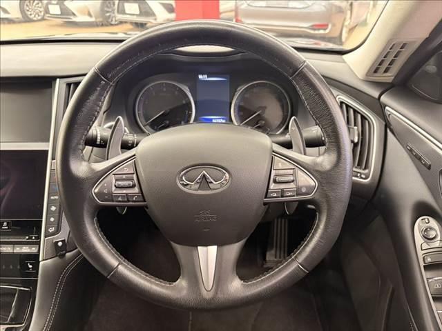 スカイライン ２００ＧＴ－ｔタイプＳＰ　純正ＳＤナビ　レーダークルーズコントロール　全周囲カメラ　フルセグＴＶ　Ｂｌｕｅｔｏｏｔｈ　本革シート　パワーシート　シートヒーター　ＬＥＤヘッドライト　スマートキー　電動格納ミラー（33枚目）