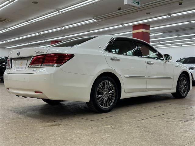 クラウンハイブリッド ロイヤルサルーン 純正HDDナビ レーダークルーズコントロール 衝突軽減ブレーキ 禁煙車 バックカメラ フルセグ パワーシート LEDヘッドライト シートヒーター Bluetooth クリアランスソナー 17インチAW(18枚目)