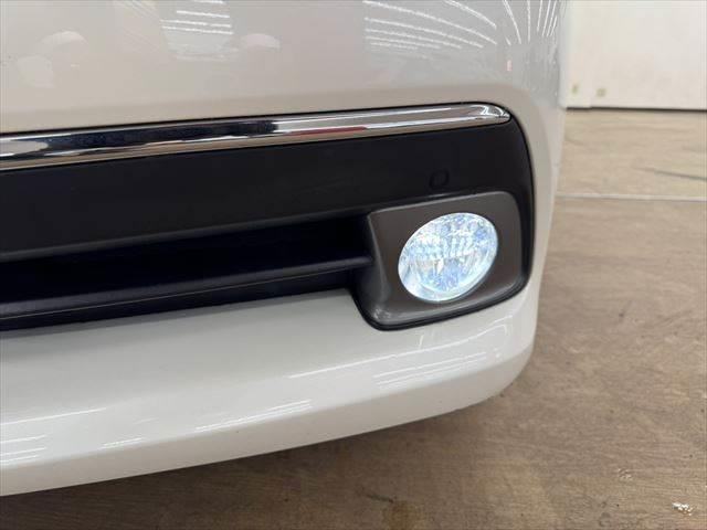 クラウンハイブリッド ロイヤルサルーン 純正HDDナビ レーダークルーズコントロール 衝突軽減ブレーキ 禁煙車 バックカメラ フルセグ パワーシート LEDヘッドライト シートヒーター Bluetooth クリアランスソナー 17インチAW(31枚目)