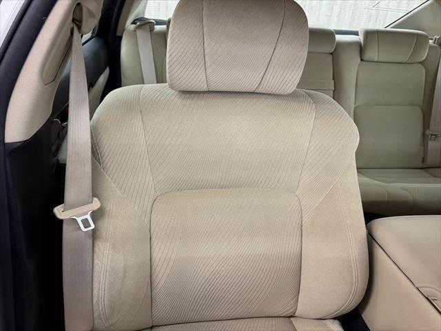 クラウンハイブリッド ロイヤルサルーン 純正HDDナビ レーダークルーズコントロール 衝突軽減ブレーキ 禁煙車 バックカメラ フルセグ パワーシート LEDヘッドライト シートヒーター Bluetooth クリアランスソナー 17インチAW(51枚目)