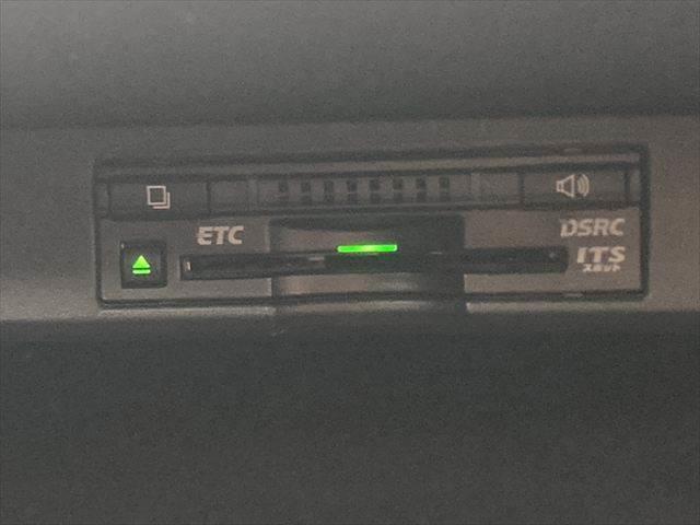 NX NX300h “version L” ガラスルーフ 純正ナビ 本革 全方位カメラ(41枚目)