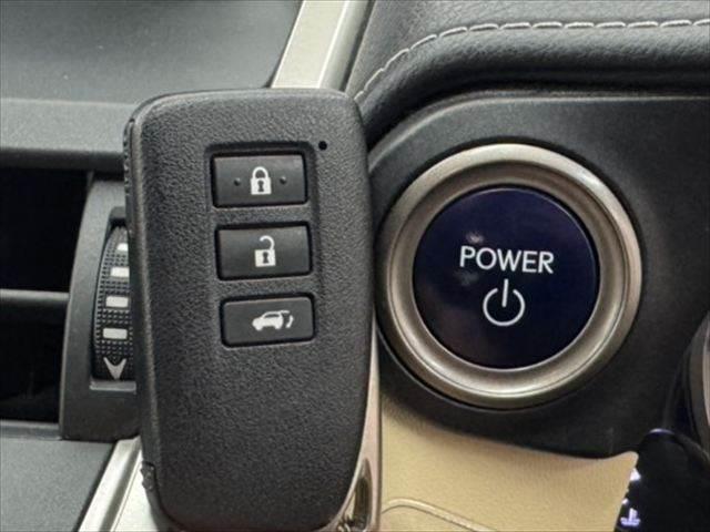 ＮＸ ＮＸ３００ｈ　ｖｅｒｓｉｏｎ　Ｌ　純正ナビ　本革　バックカメラ　衝突軽減（44枚目）