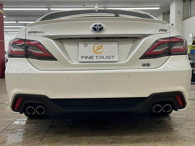 クラウンハイブリッド ＲＳアドバンス　禁煙車　サンルーフ　黒革シート　全方位カメラ　レーダークルーズコントロール　ヘッドアップディスプレイ　衝突軽減ブレーキ　純正ＳＤナビ　シートヒーター　シートエアコン　パワーシート　Ｂｌｕｅｔｏｏｔｈ（18枚目）