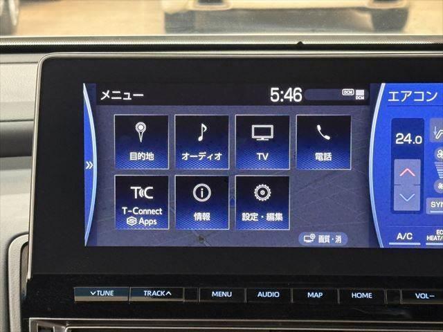 クラウンハイブリッド ＲＳアドバンス　後期型　１２．３型純正ナビ　禁煙車　衝突軽減ブレーキ　レーダークルーズコントロール　全方位カメラ　本革シート　シートエアコン　シートヒーター　パワーシート　ＨＵＤ　デジタルインナーミラー　ＢＳＭ（5枚目）