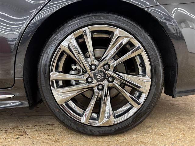 クラウンハイブリッド ＲＳアドバンス　後期型　１２．３型純正ナビ　禁煙車　衝突軽減ブレーキ　レーダークルーズコントロール　全方位カメラ　本革シート　シートエアコン　シートヒーター　パワーシート　ＨＵＤ　デジタルインナーミラー　ＢＳＭ（30枚目）