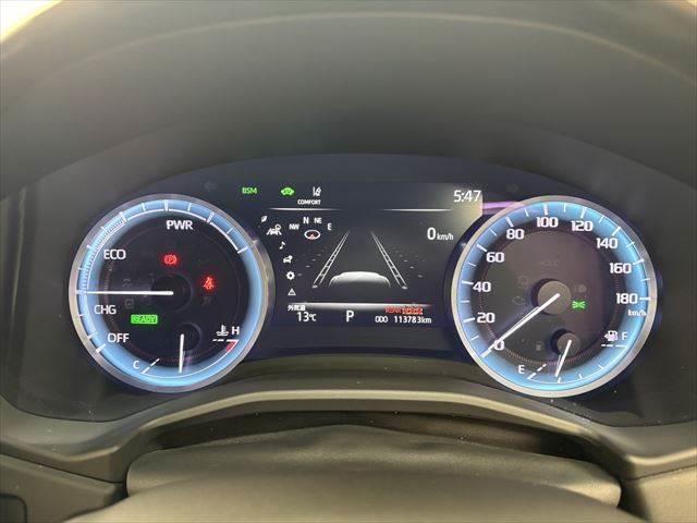 クラウンハイブリッド ＲＳアドバンス　後期型　１２．３型純正ナビ　禁煙車　衝突軽減ブレーキ　レーダークルーズコントロール　全方位カメラ　本革シート　シートエアコン　シートヒーター　パワーシート　ＨＵＤ　デジタルインナーミラー　ＢＳＭ（45枚目）
