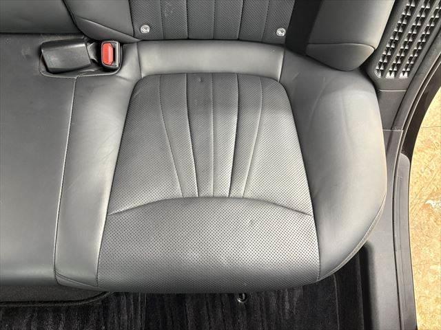 クラウンハイブリッド ＲＳアドバンス　後期型　１２．３型純正ナビ　禁煙車　衝突軽減ブレーキ　レーダークルーズコントロール　全方位カメラ　本革シート　シートエアコン　シートヒーター　パワーシート　ＨＵＤ　デジタルインナーミラー　ＢＳＭ（66枚目）