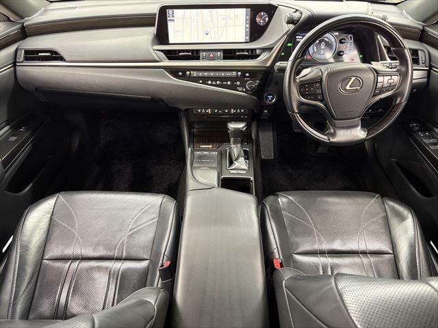 ＥＳ ＥＳ３００ｈ　バージョンＬ　禁煙車　サンルーフ　全方位カメラ　本革シート　三眼ＬＥＤヘッドライト　純正１２．３インチメモリーナビ　フルセグＴＶ　Ｂｌｕｅｔｏｏｔｈ　ステアリングヒーター　ヘッドアップディスプレイ　シートエアコン（3枚目）