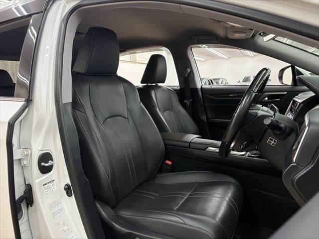 ＲＸ ＲＸ４５０ｈ　バージョンＬ　禁煙車　本革シート　レーダークルーズコントロール　パワーバックドア３眼　ＬＥＤヘッドライト　全方位カメラ　純正１２．３インチナビ　ＥＴＣ２．０　シートヒーター　シートエアコン　ブルートゥース　フルセグ（7枚目）