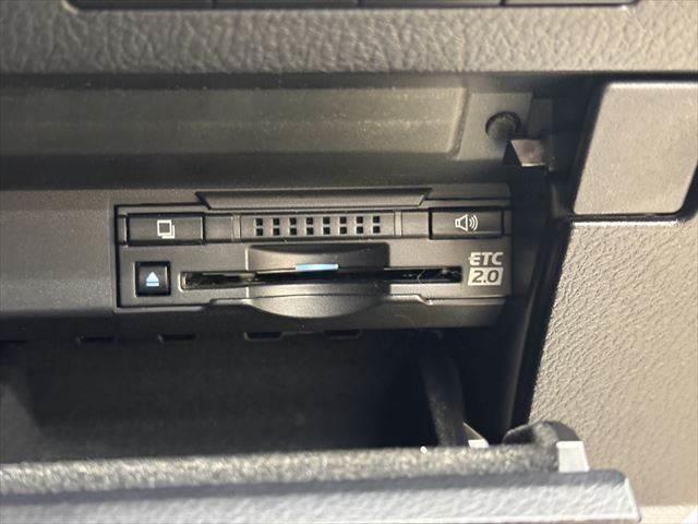 ＲＸ ＲＸ４５０ｈ　バージョンＬ　禁煙車　本革シート　レーダークルーズコントロール　パワーバックドア３眼　ＬＥＤヘッドライト　全方位カメラ　純正１２．３インチナビ　ＥＴＣ２．０　シートヒーター　シートエアコン　ブルートゥース　フルセグ（43枚目）