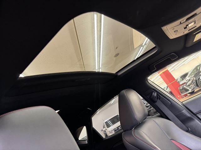 ＮＸ ＮＸ３００ｈ　Ｆスポーツ　サンルーフ　本革シート　３眼ＬＥＤヘッドライト　純正ＳＤナビ　禁煙車　バックカメラ　クルーズコントロール　Ｂｌｕｅｔｏｏｔｈ　シートヒーター　シートエアコン　パワーシート　電動リアゲート　フルセグＴＶ（8枚目）