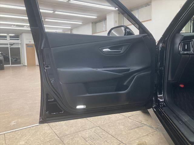 ���h�A�g����