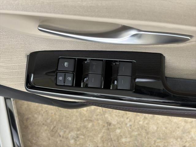 ���p���[�E�B���h�E