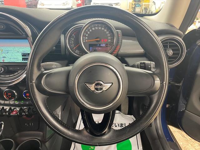 クーパーD 純正メモリーナビ ETC Bluetooth ドライブレコーダー 純正15インチアルミホイール スマートキー&プッシュスタート LEDヘッドライト(18枚目)