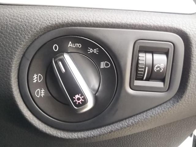 TSI ハイラインブルーモーションテクノロジー スマートキー HID 純正ナビ フルセグ バックカメラ 両側パワースライドドア ハーフレザー パワーバックドア 後席モニター パドルシフト クルーズコントロール ETC(26枚目)