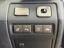 ＬＳ６００ｈＬ後席セパレートシートパッケージ　レーダークルーズコントロール　マークレビンソン　衝突軽減ブレーキ　コーナーセンサー　ステアリングヒーター　シートエアコン　本革シート　禁煙車　サンルーフ　純正ＨＤＤナビ　シートヒーター　パワーシート（40枚目）