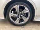 ＲＳ　禁煙車　純正ＳＤナビ　レーダークルーズコントロール　衝突軽減ブレーキ　Ｂｌｕｅｔｏｏｔｈ　フルセグＴＶ　パワーシート　シートヒーター　３眼ＬＥＤヘッドライト　スマートキー　コーナーセンサー（27枚目）