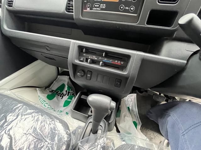 ハイゼットトラック エクストラ　バッテリー・タイヤ４本新品交換　４ＷＤ　オートマチック　パワーウィンドウ　キーレスキー（4枚目）