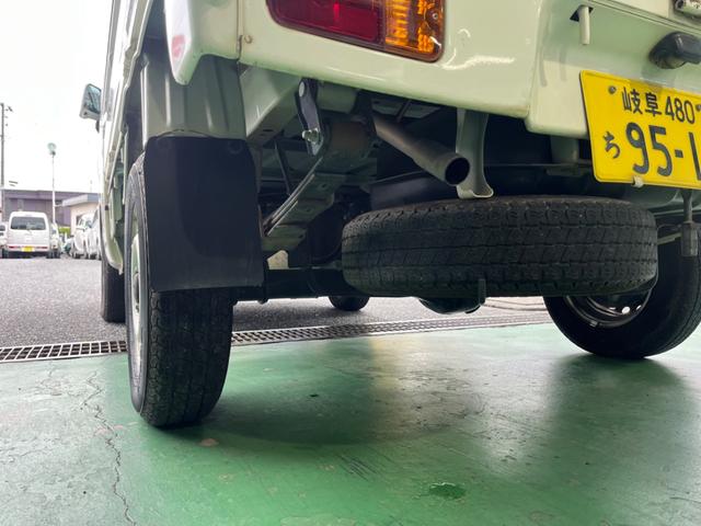 ハイゼットトラック エクストラ　バッテリー・タイヤ４本新品交換　４ＷＤ　オートマチック　パワーウィンドウ　キーレスキー（20枚目）